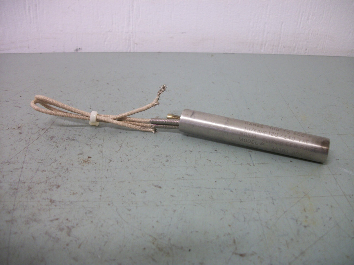 VULCAN CALSTAT THERMOSTAT 1A1B9 -100 TO 600 DEGREE F 120/240VOLT 10/5AMP