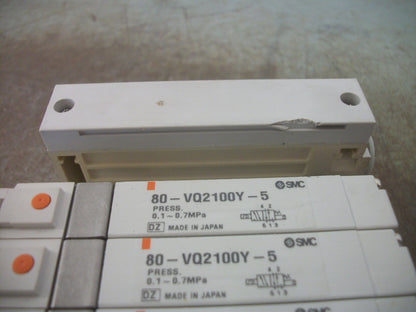 SMC MODEL SQ DEVICENET SERIAL UNIT EX120-SDN1 W/SOLENOID VALVES 80-VQ2100Y-5