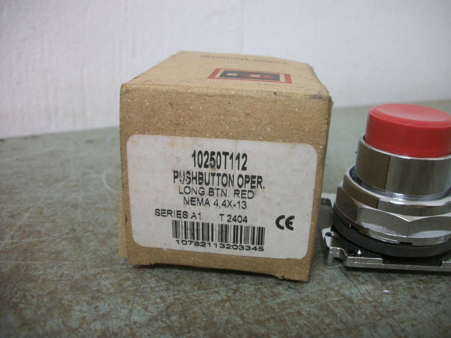 CUTLER-HAMMER RED MOMENTARY PUSHBUTTON 10250T112 NIB