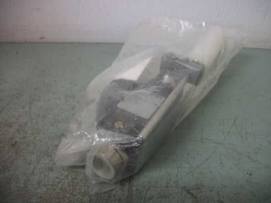 SCHMERSAL BELT ALIGNMENT SWITCH MV10H 330-11Y-1348 NEW