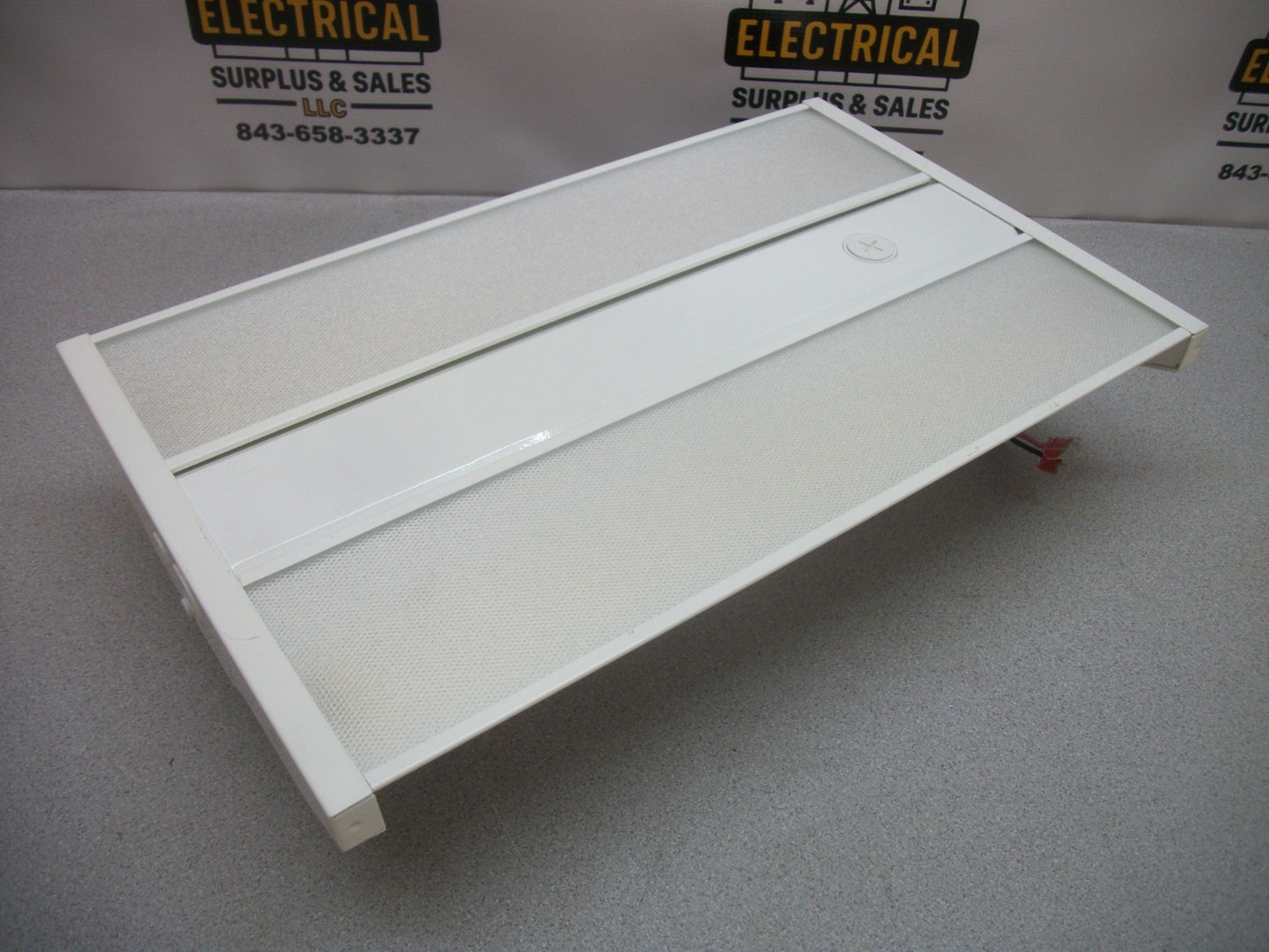 ION WHITE LINEAR HIGH BAY SENSOR READY LIGHT HBSLR-181512L-4K5K-UNC NOB