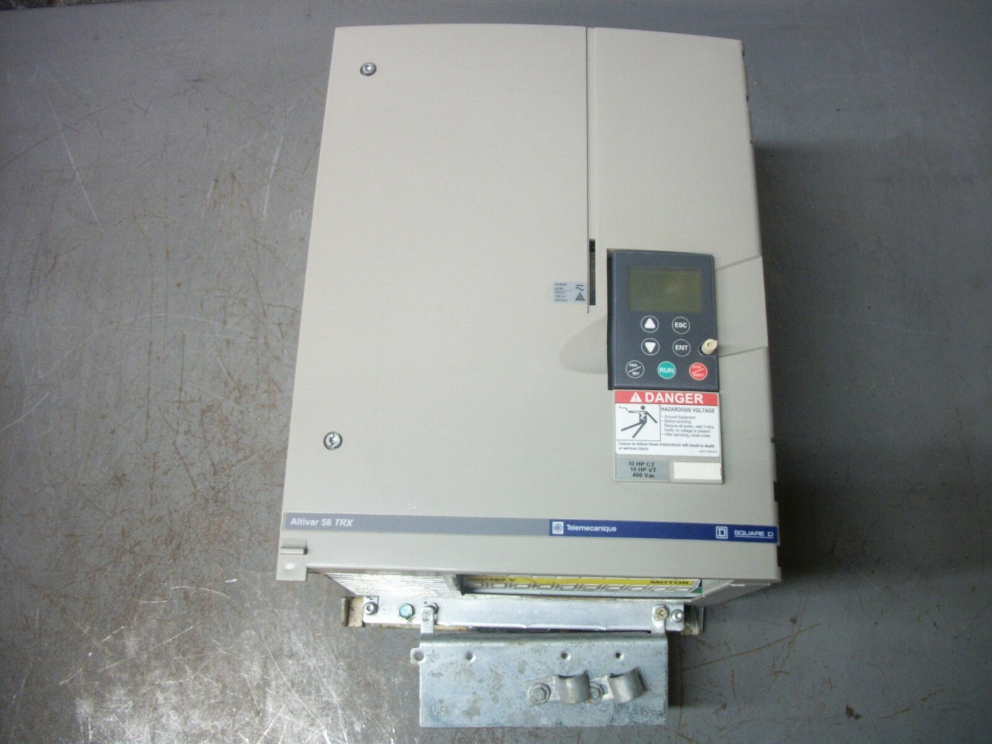 TELEMECANIQUE ALTIVAR 58 TRX AC DRIVE ATV58HD12N4ZU 460VOLT 3PH 17.6AMP