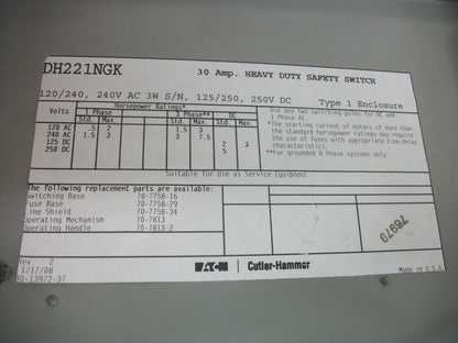 CUTLER-HAMMER DISCONNECT TYPE 1 DH221NGK 30AMP 240VOLT 2POLE FUSIBLE NOB