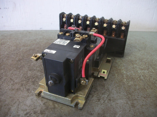 SQUARE D 30AMP 8POLE LIGHTING CONTACTOR 8903LX01200 120VCOIL