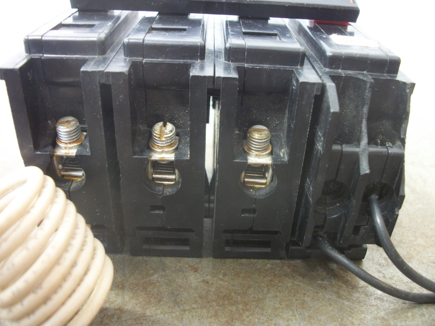 CUTLER-HAMMER BA CIRCUIT BREAKER BAB3030CS 30AMP 240VOLT 3POLE W/SHUNT & NEUTRAL