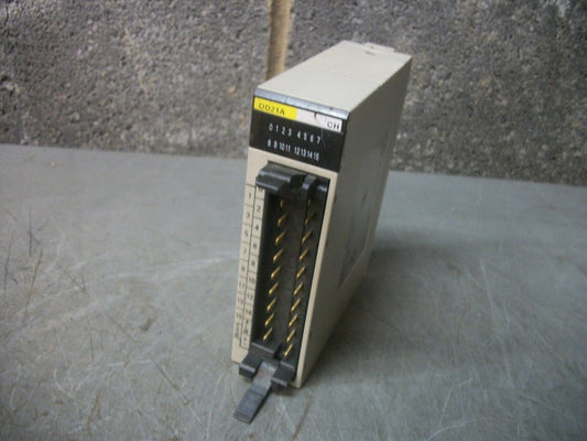 OMRON 24VDC 1.0AMP POINT 4.0AMP OUTPUT UNIT C200H-OD21A