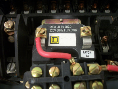 SQUARE D ENCL 30AMP 8POLE LIGHTING CONTACTOR 8903LX080 120VCOIL