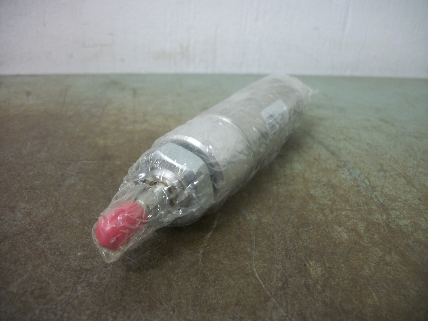 PARKER DOUBLE-ACTING PNEUMATIC CYLINDER 1.06DSR01.0 1" STROKE NEW