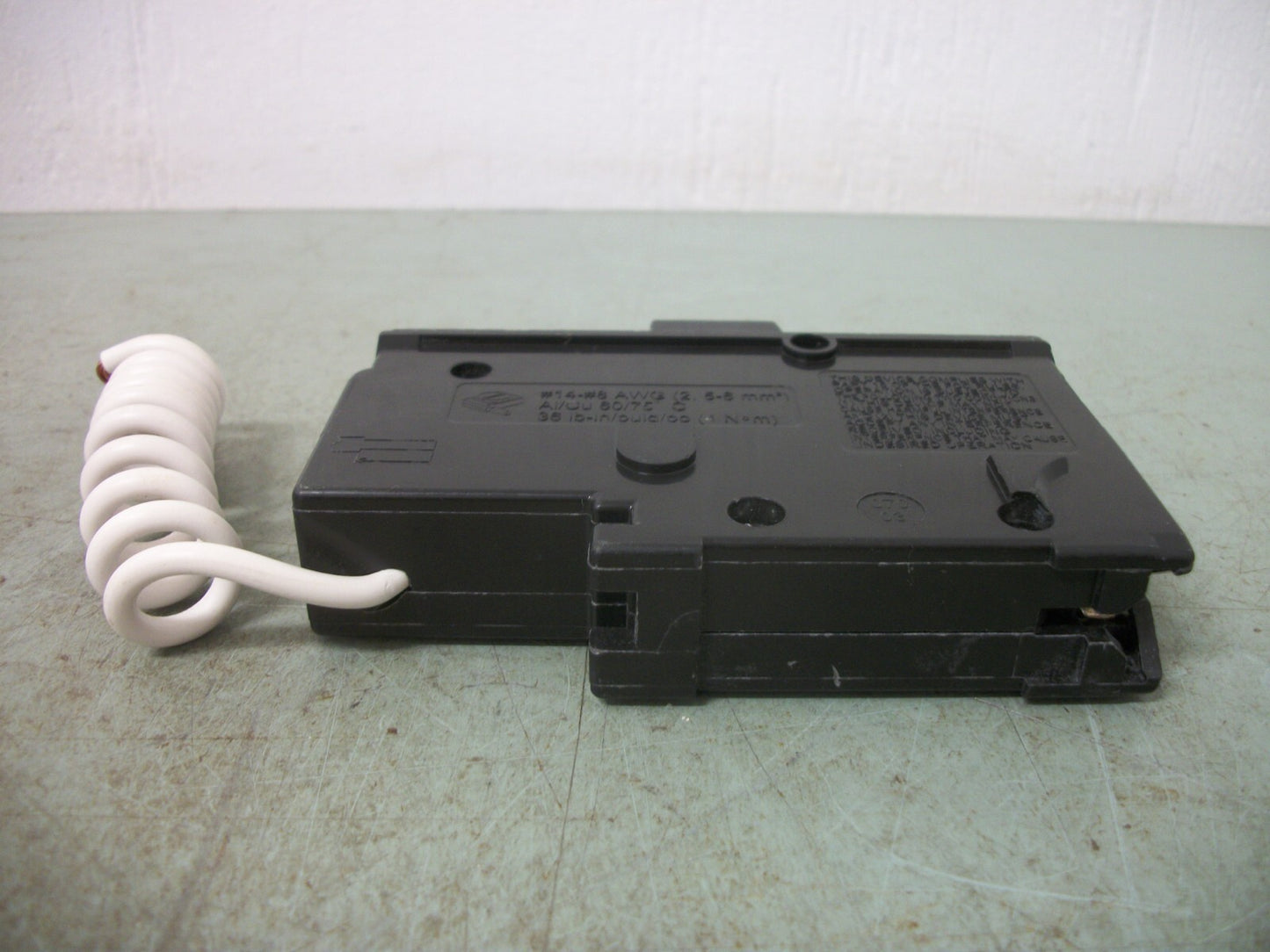 SQUARE D GFCI HOM CIRCUIT BREAKER HOM120GFI 20AMP 120VOLT 1POLE NOB