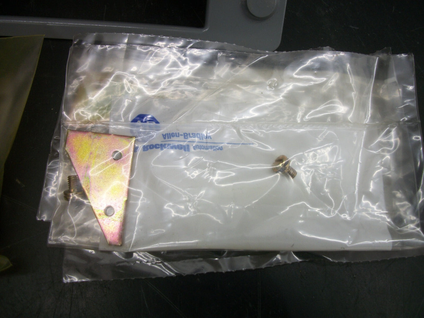 ALLEN-BRADLEY FLANGE MOUNTED CIRCUIT BREAKER OPERATOR MECHANISM 1494D-N4 NIB