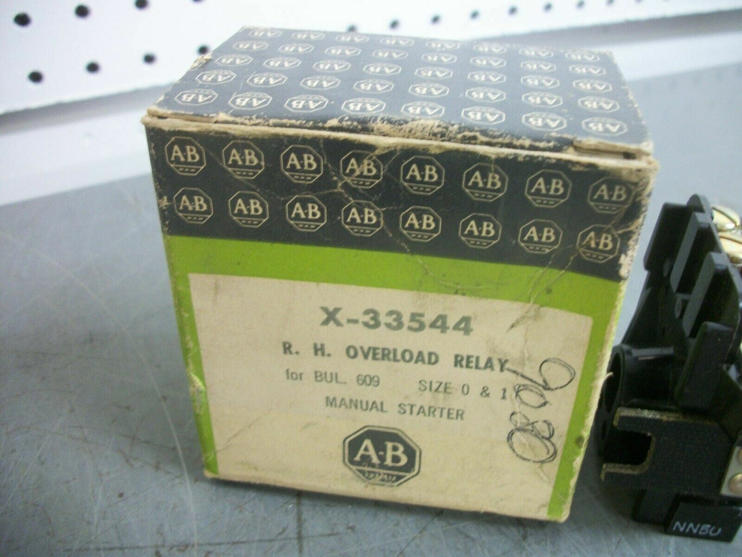 ALLEN-BRADLEY SIZE 0-1 MANUAL STARTER R.H. OVERLOAD RELAY X-33544 NIB