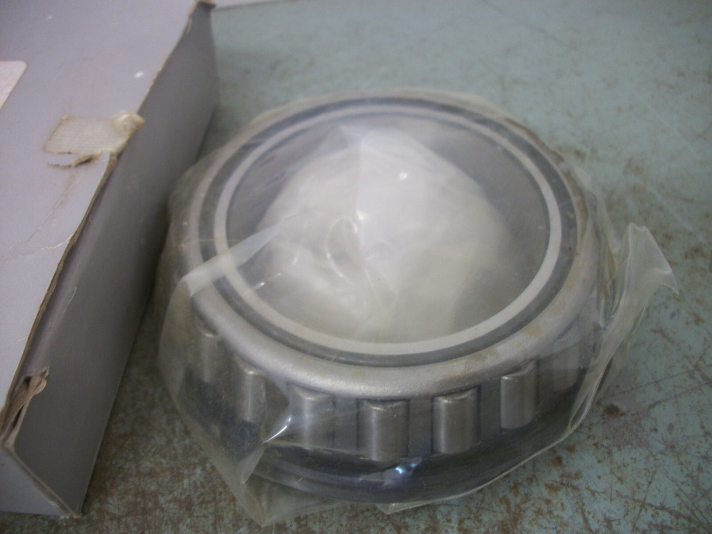 HYSTER CONE BEARING 0230428 NIB