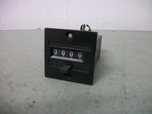 DURANT 4-DIGIT ANALOG COUNTER MODULE 4-Y-41314-402-MEQ-U NOB