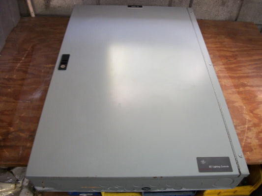 GE 48-RELAY SOFTWIRED CONTACTOR LIGHTING CONTROL PANEL CABINET RINTER4848SC