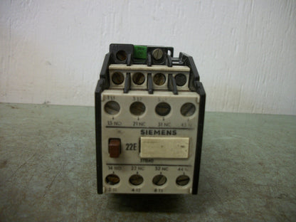 SIEMENS CONTACTOR 3TB4017-0B 10AMP 24VCOIL 3PH 600V 7.5HP