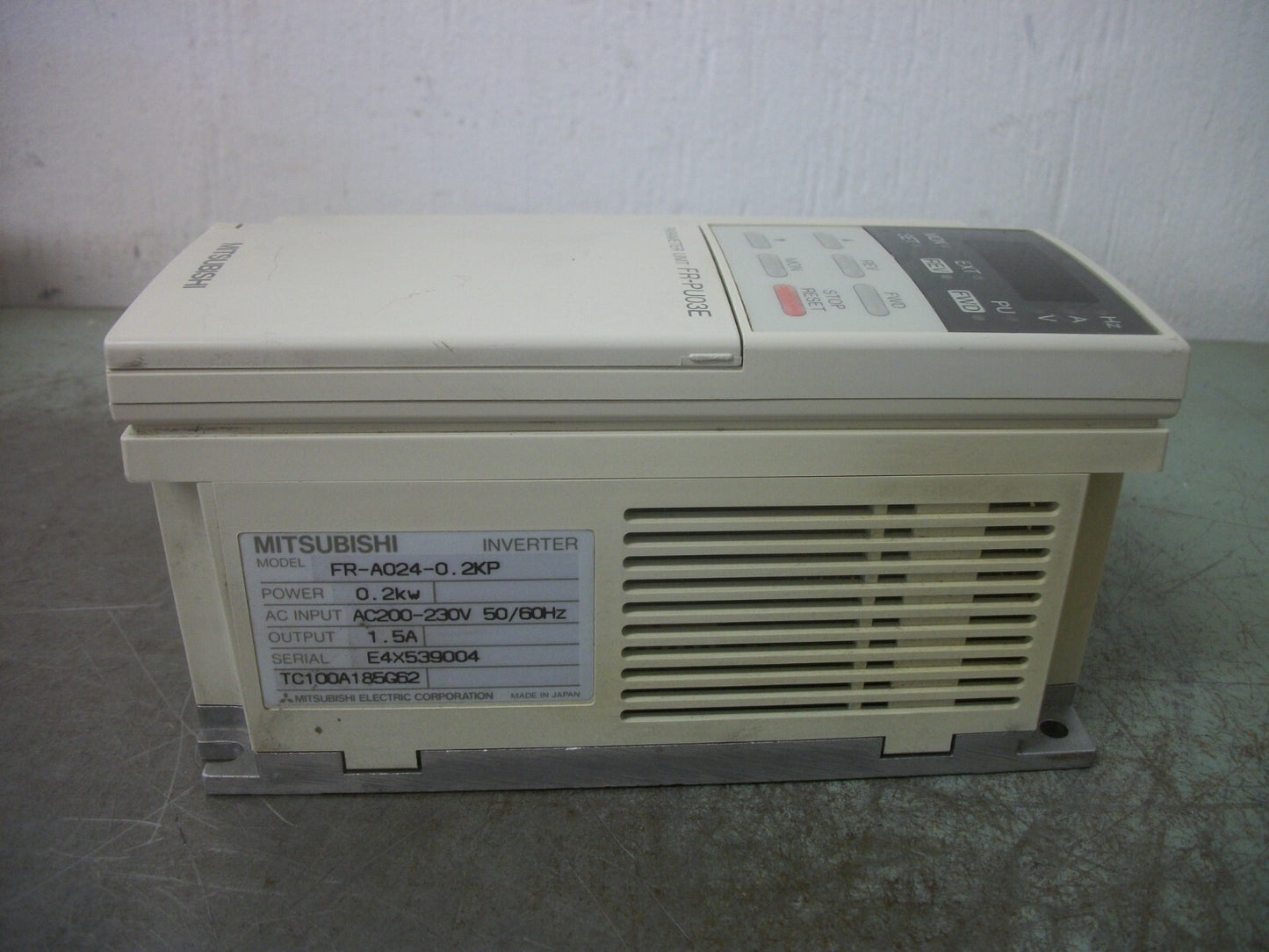 MITSUBISHI FREQROL-A024 0.2KW INVERTER DRIVE FR-A024-0.2KP 230VOLT 1.5AMP