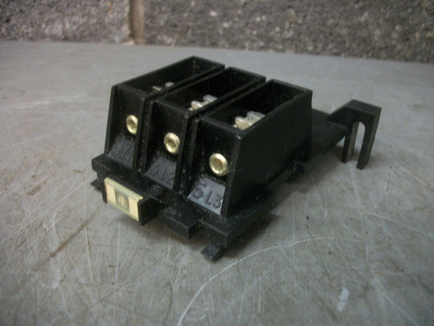 TELEMECANIQUE DIN-RAIL MOUNT FOR OVERLOAD RELAY LR2D2 LA7-D4054 NIB