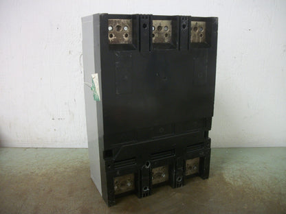 SIEMENS SENTRON JD6-A CIRCUIT BREAKER JD63F400 400AMP 600VOLT 3POLE W/225A TRIP