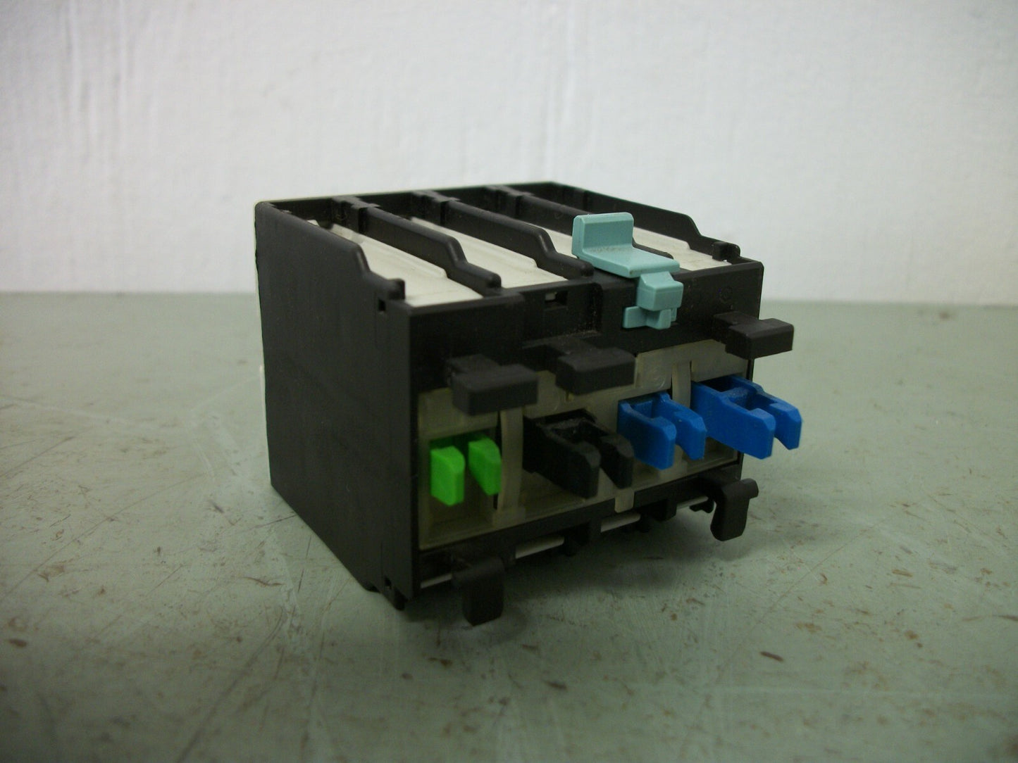 SIEMENS 2N.O. 2N.C. AUXILIARY CONTACT BLOCK 3RH1921-1FA22