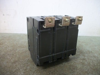 GE THQB CIRCUIT BREAKER THQB32100 100AMP 240VOLT 3POLE OLD