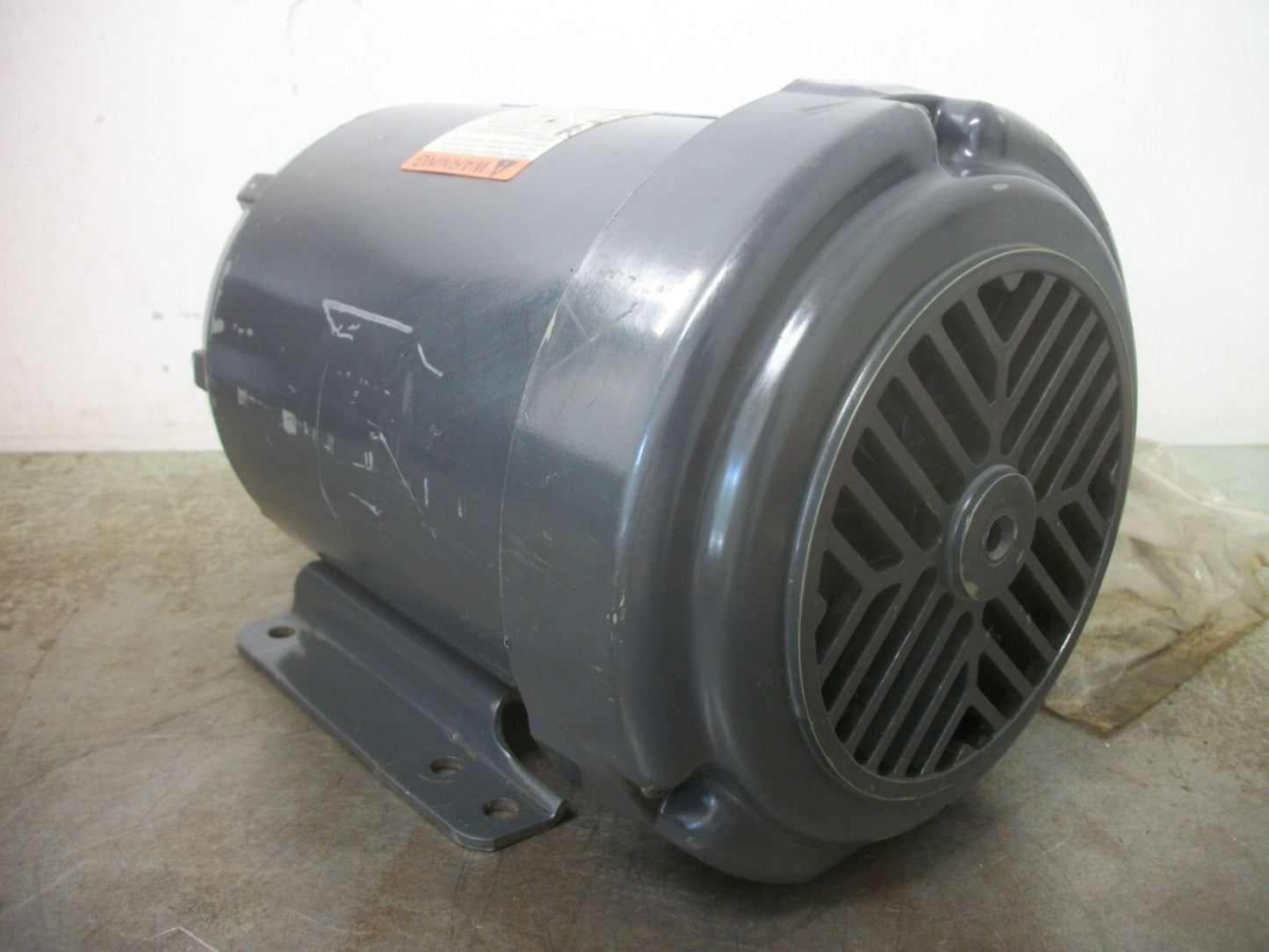 DAYTON 2HP 145T TE AC MOTOR 3KW96 460VOLT 3PH 3485RPM NOB