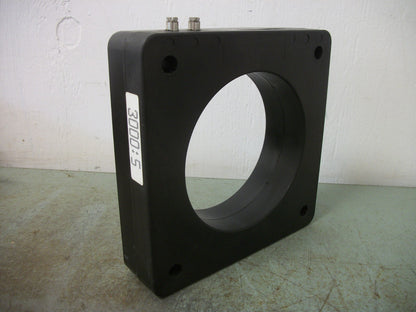 SQUARE D 3000:5 RATIO CURRENT TRANSFORMER 120R-302 NOB