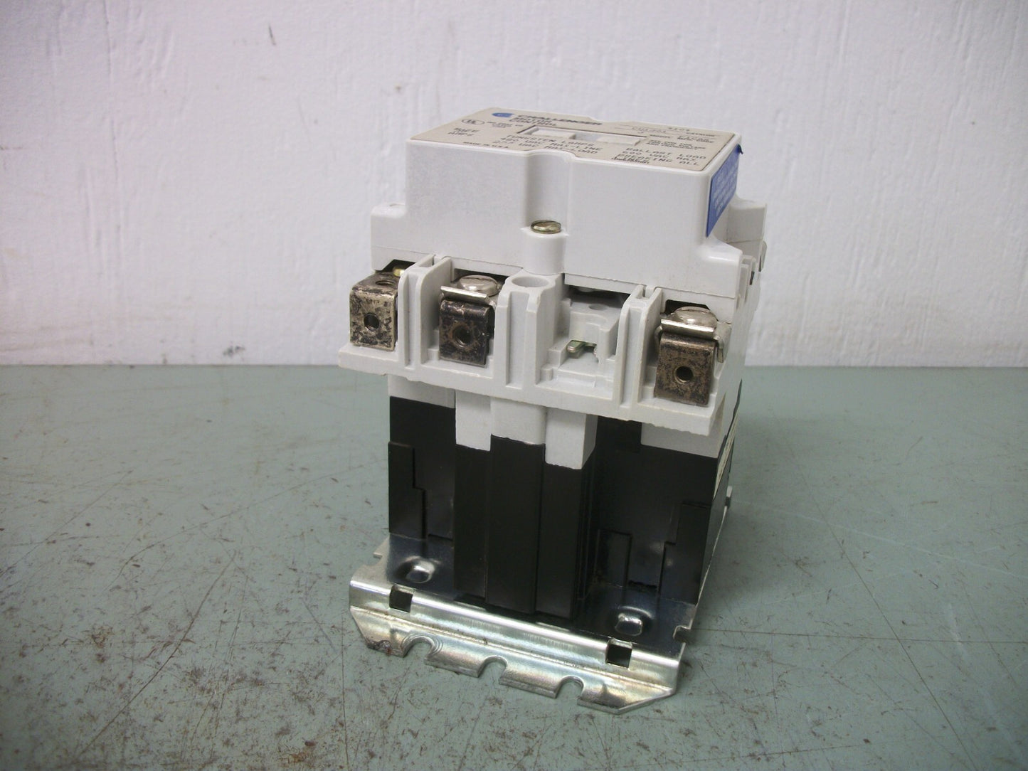 CHALLENGER 30AMP LIGHTING CONTACTOR CU1301 120VCOIL