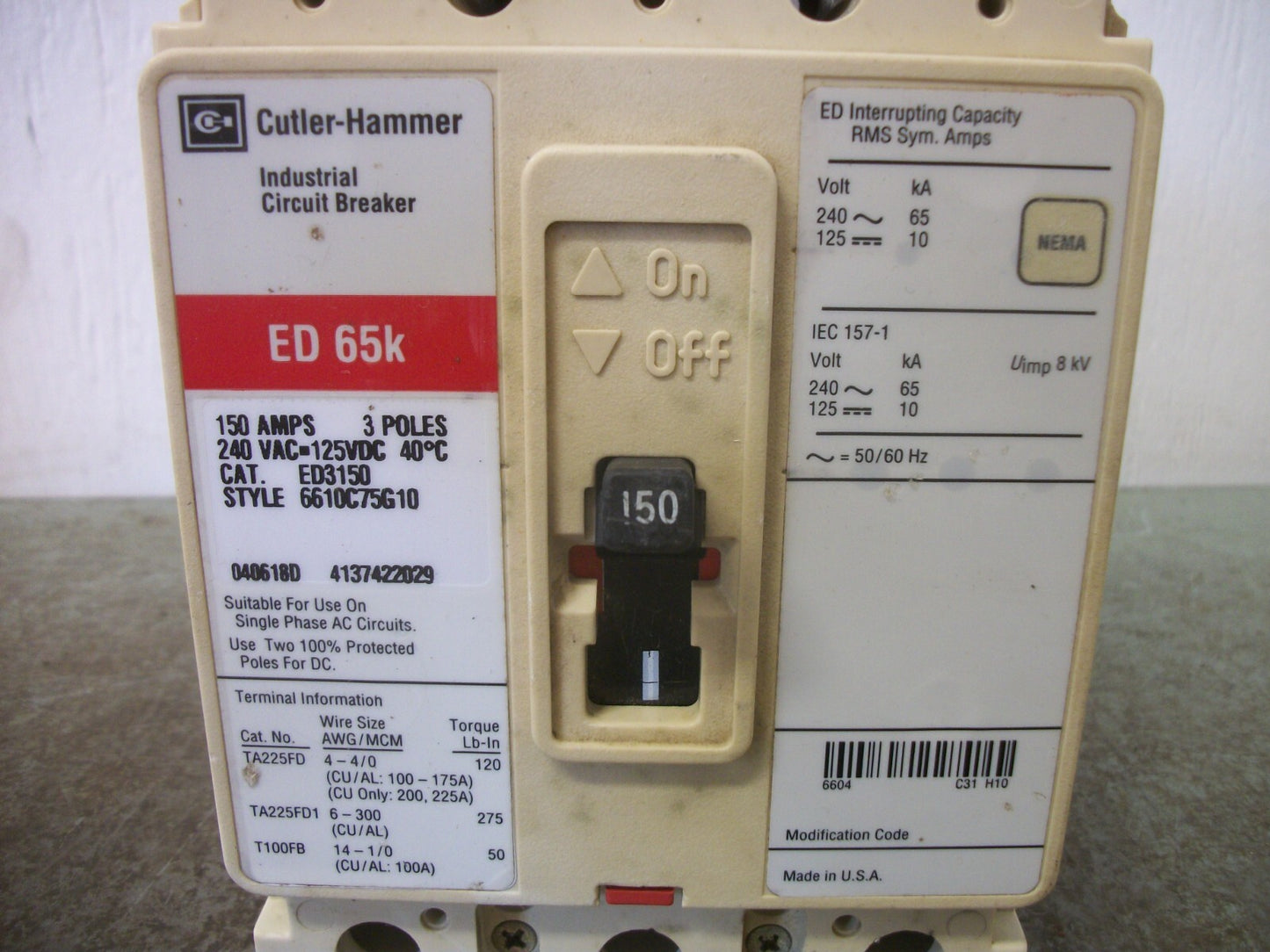 CUTLER-HAMMER ED CIRCUIT BREAKER ED3150 150AMP 240VOLT 3POLE RED