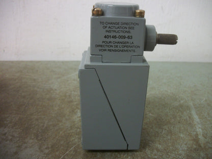 ALLEN-BRADLEY OILTIGHT LIMIT SWITCH 802T-AP NOB