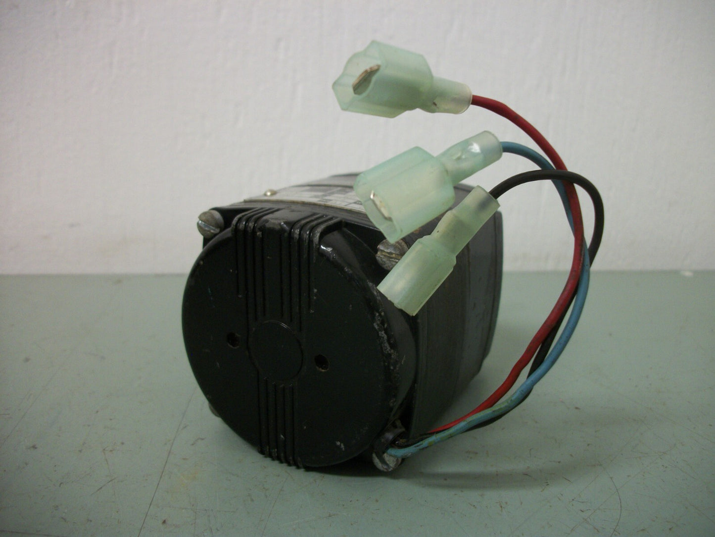 BODINE AC GEARMOTOR KCI-24A2 115VOLT 1PH 130RPM 11WATT