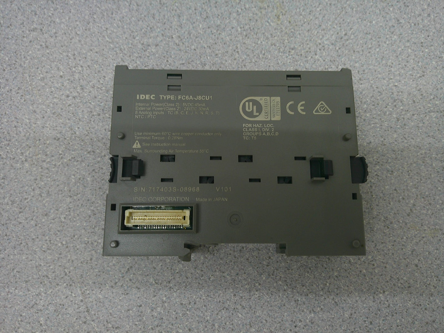 IDEC MICROSMART PLC ANALOG THERMISTOR THERMOCOUPLE INPUT MODULE FC6A-J8CU1