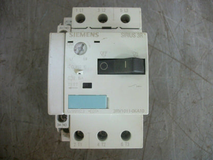 SIEMENS MOTOR CIRCUIT BREAKER 3RV1011-0KA10 0.9-1.25AMP 600VOLT 3POLE