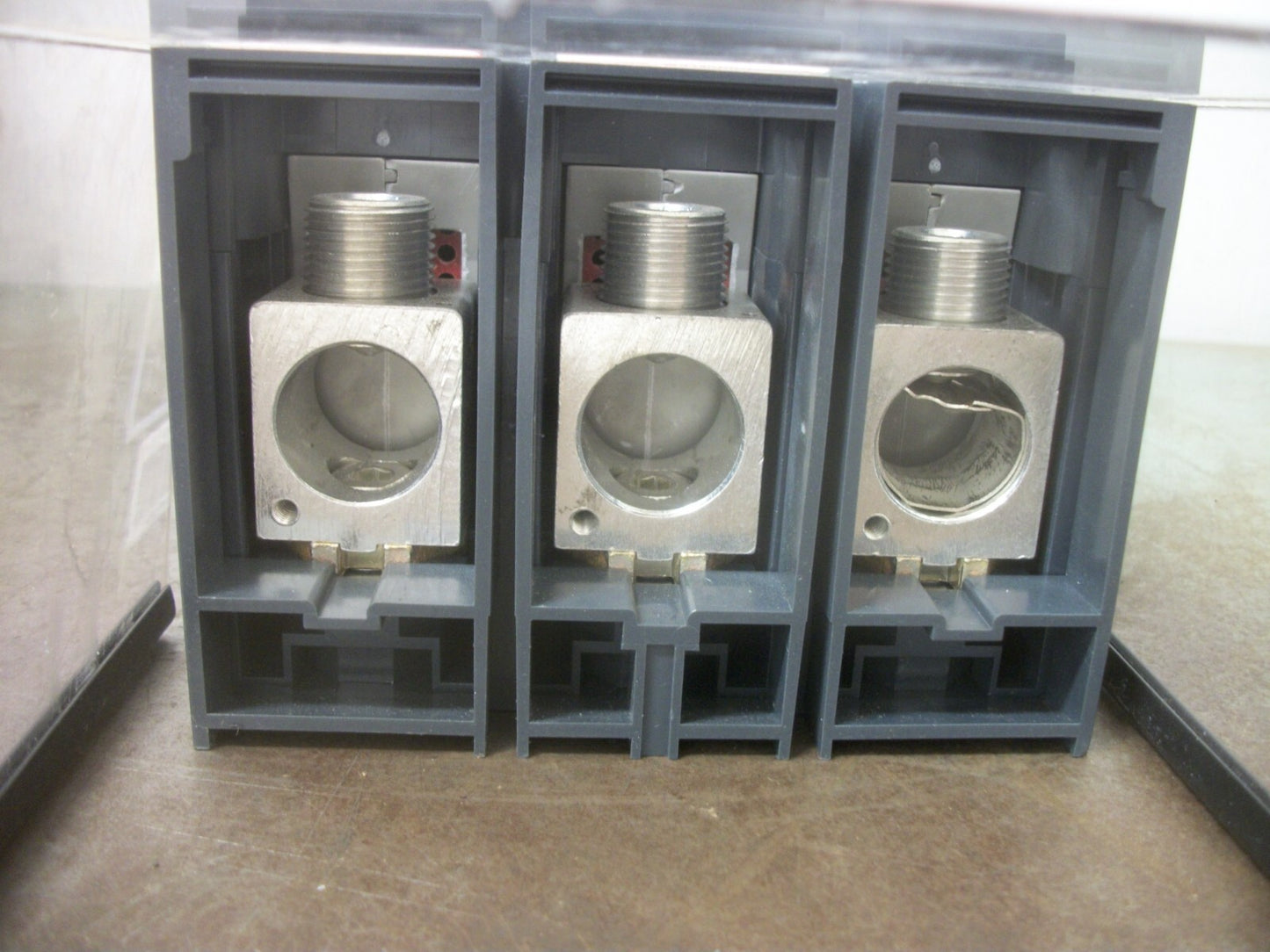 SQUARE D POWERPACT LJ CIRCUIT BREAKER LJL36400U31XLY 400AMP 600VOLT 3POLE