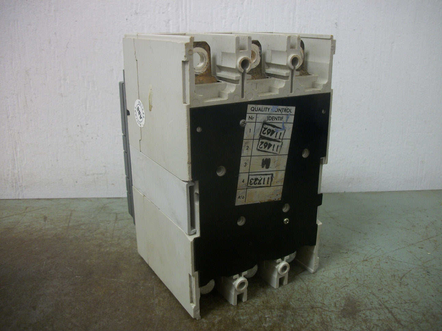 ABB SACE S3 S3N CIRCUIT BREAKER 150AMP 600VOLT 3POLE