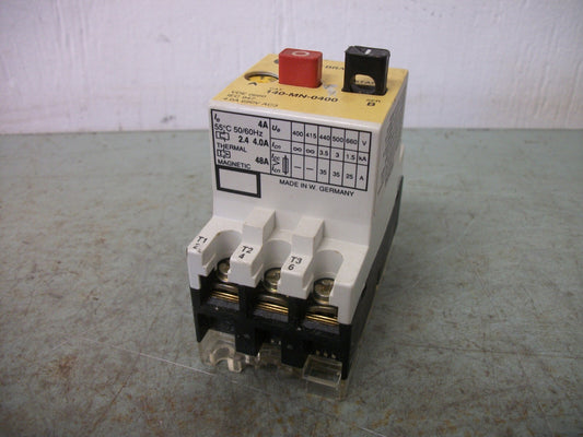 ALLEN-BRADLEY MOTOR CIRCUIT BREAKER 140-MN-0400 2.5-4.0AMP OLD