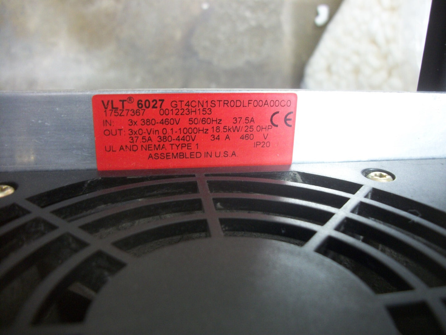 DANFOSS VLT 6000 VLT 6027 25HP HVAC AC DRIVE GT4CN1STR0DLF00A00C0 460VOLT 34AMP