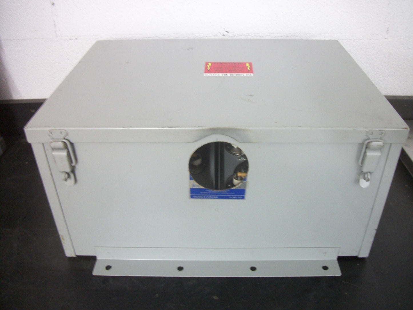 SQUARE D POWER FACTOR CORRECTION CAPACITOR PFCD4100F 100KVAR 480VOLT 3PH