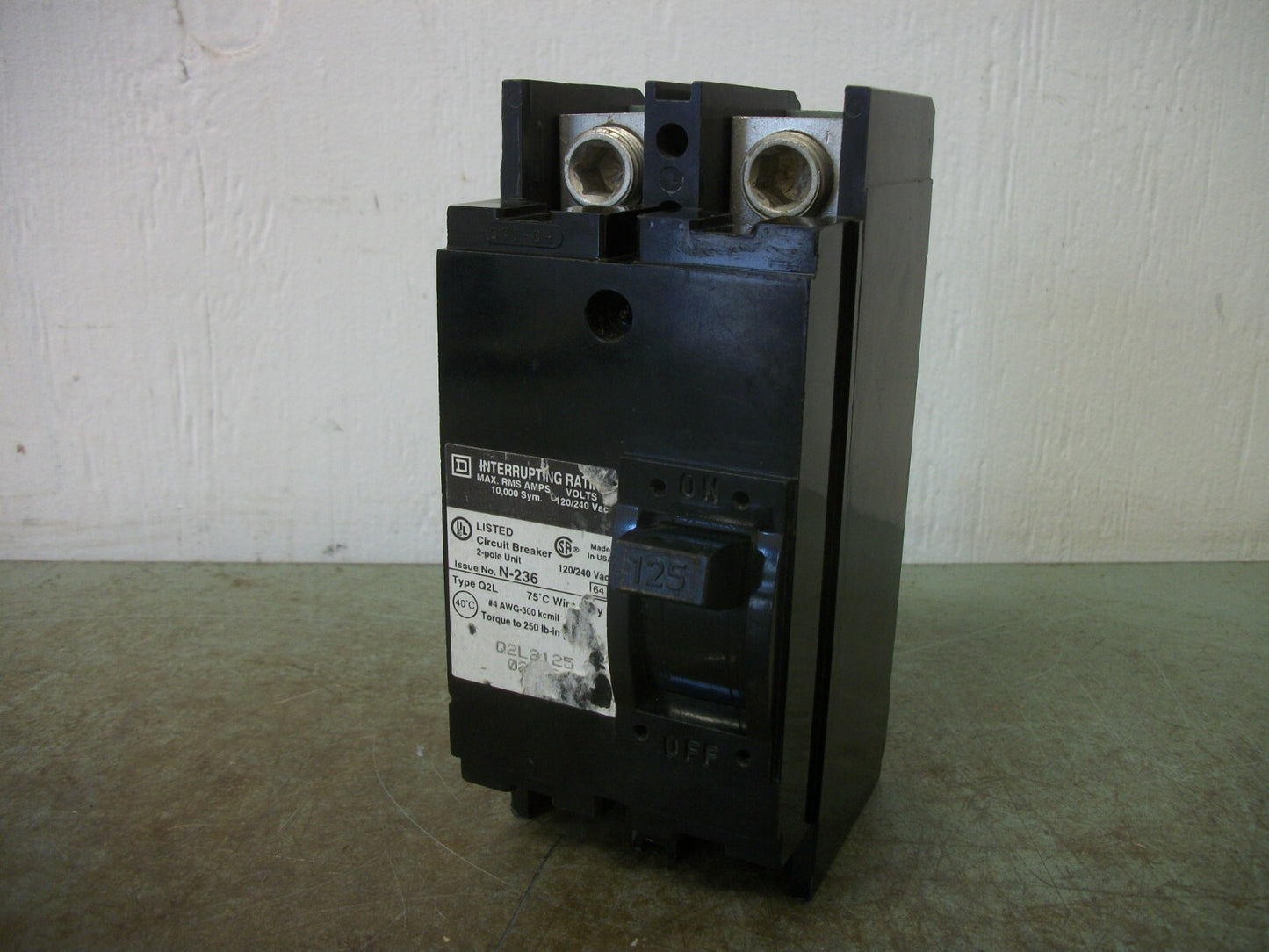 SQUARE D Q2L CIRCUIT BREAKER Q2L32125 125AMP 240VOLT 2POLE
