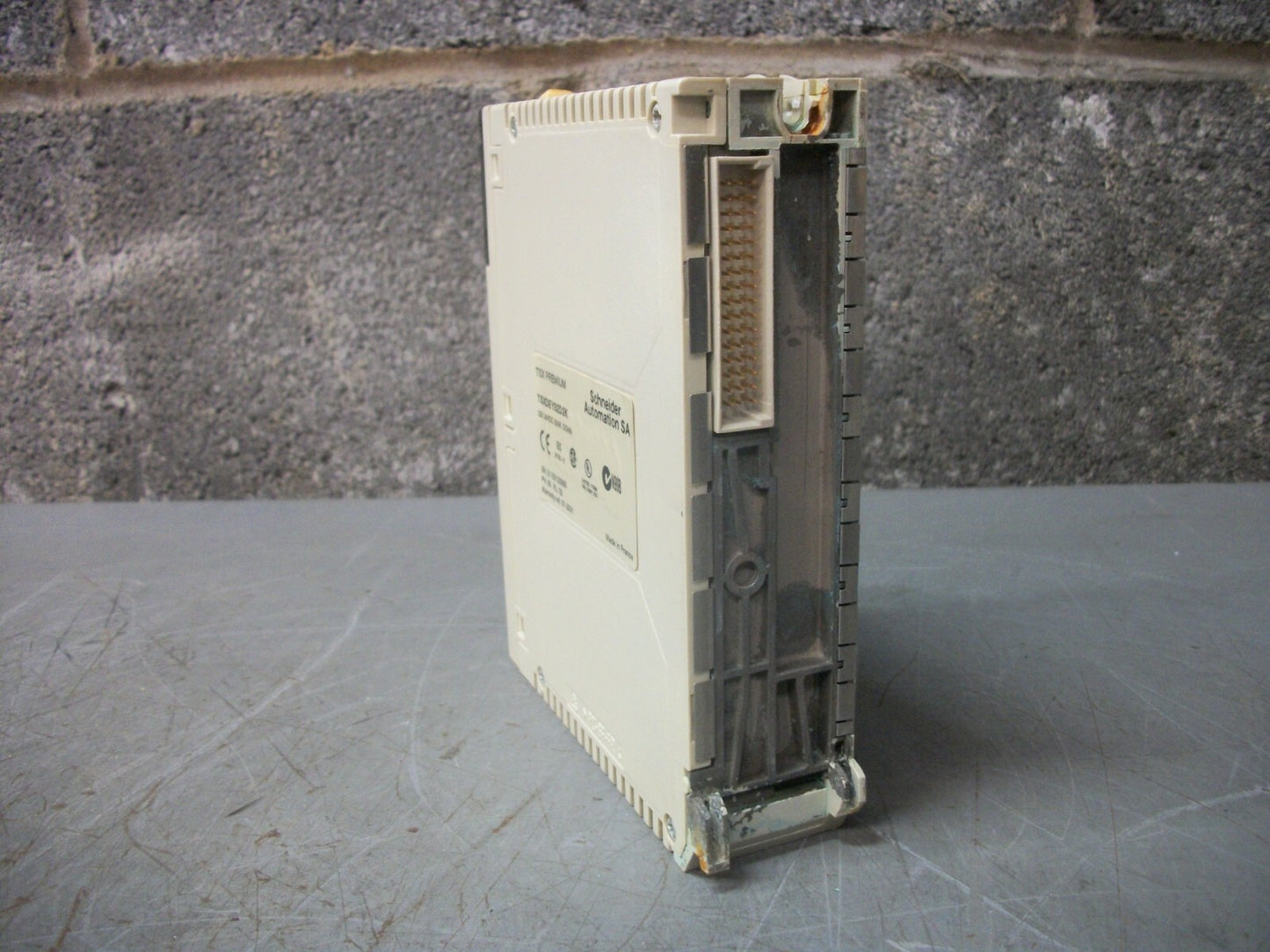 TELEMECANIQUE TSX PREMIUM DIGITAL INPUT PLC MODULE TSXDEY32D2K