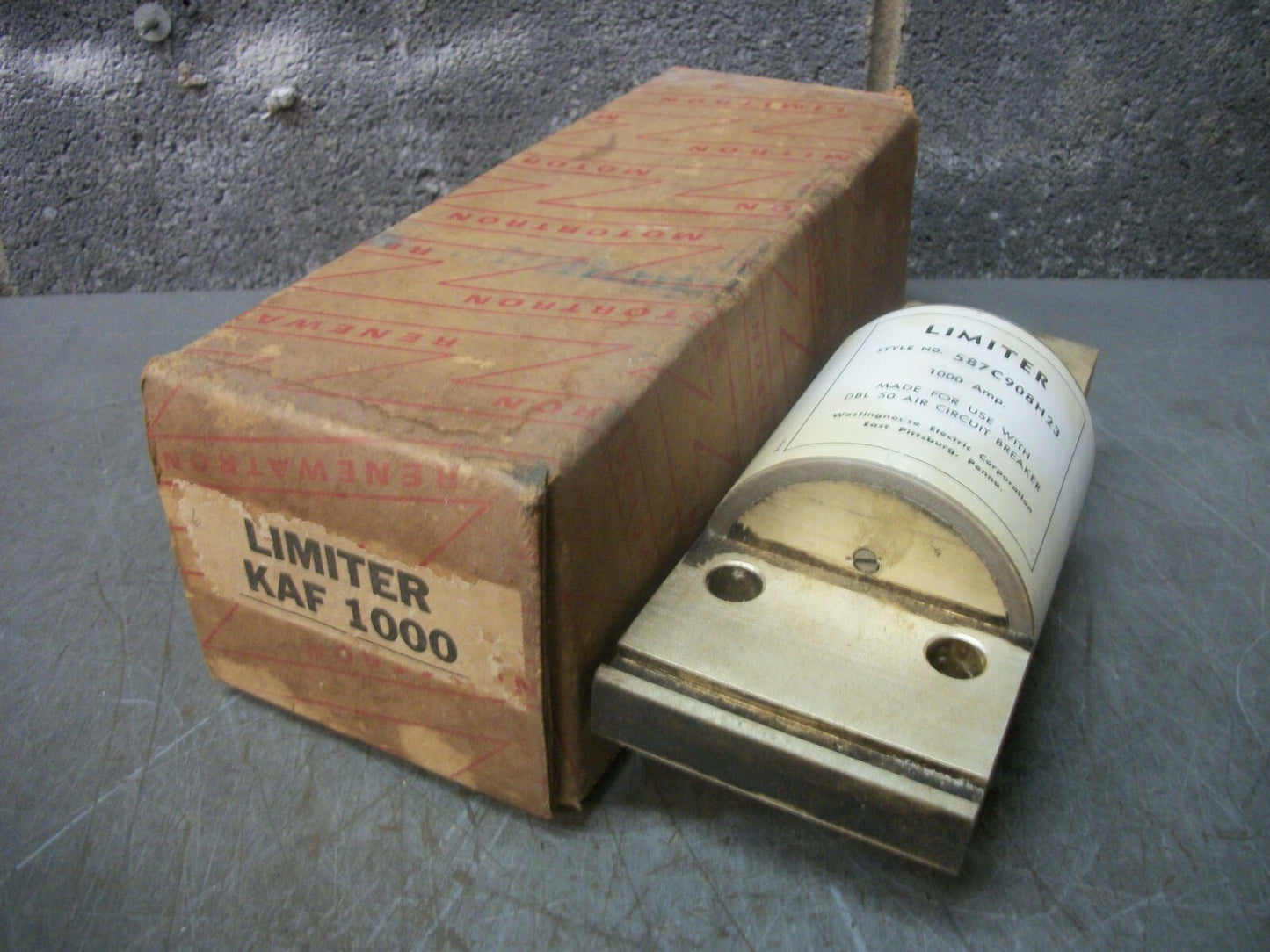 WESTINGHOUSE KAF1000 LIMITER FUSE 587C908H23 1000AMP 600VOLT NIB