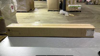 GE 93024405 BOX OF 12 42" DAYLIGHT LED LAMPS LEDT12HO/42/D NIB