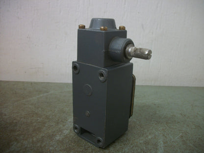 ALLEN-BRADLEY OILTIGHT LIMIT SWITCH 802T-A
