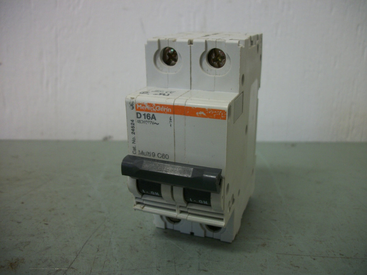 MERLIN GERIN MULTI9 C60 MOTOR CIRCUIT BREAKER MG24524 16AMP 480VOLT 2POLE