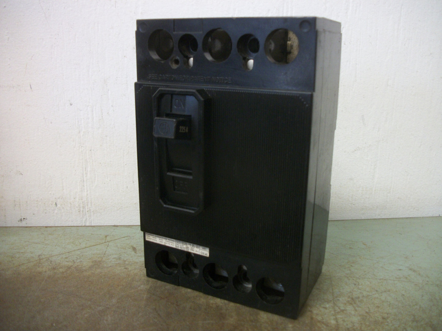 SIEMENS QJ CIRCUIT BREAKER QJ3B225 225AMP 240VOLT 3POLE