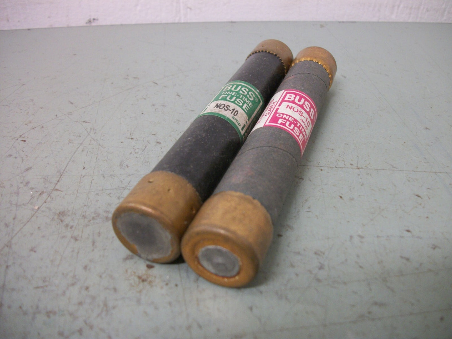 BUSSMANN LOT OF 2 ONE-TIME FUSES NOS10 10AMP 600VOLT