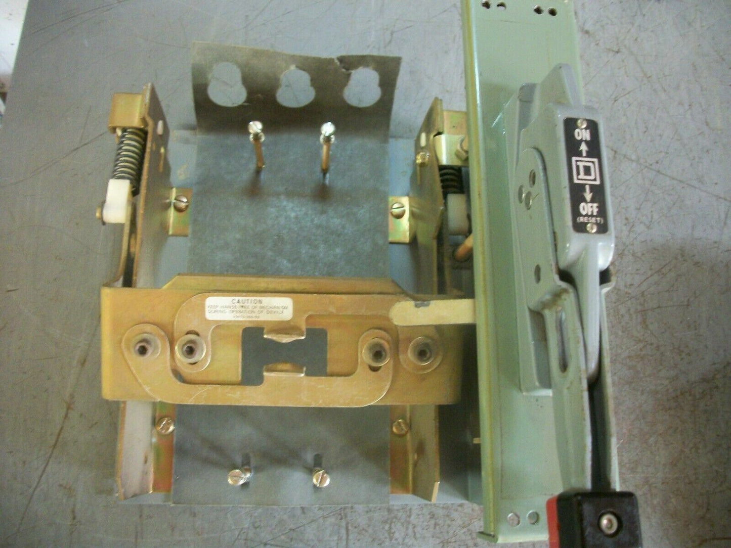 SQUARE D CIRCUIT BREAKER OPERATING MECHANISM 9422BR-1 SERIES C