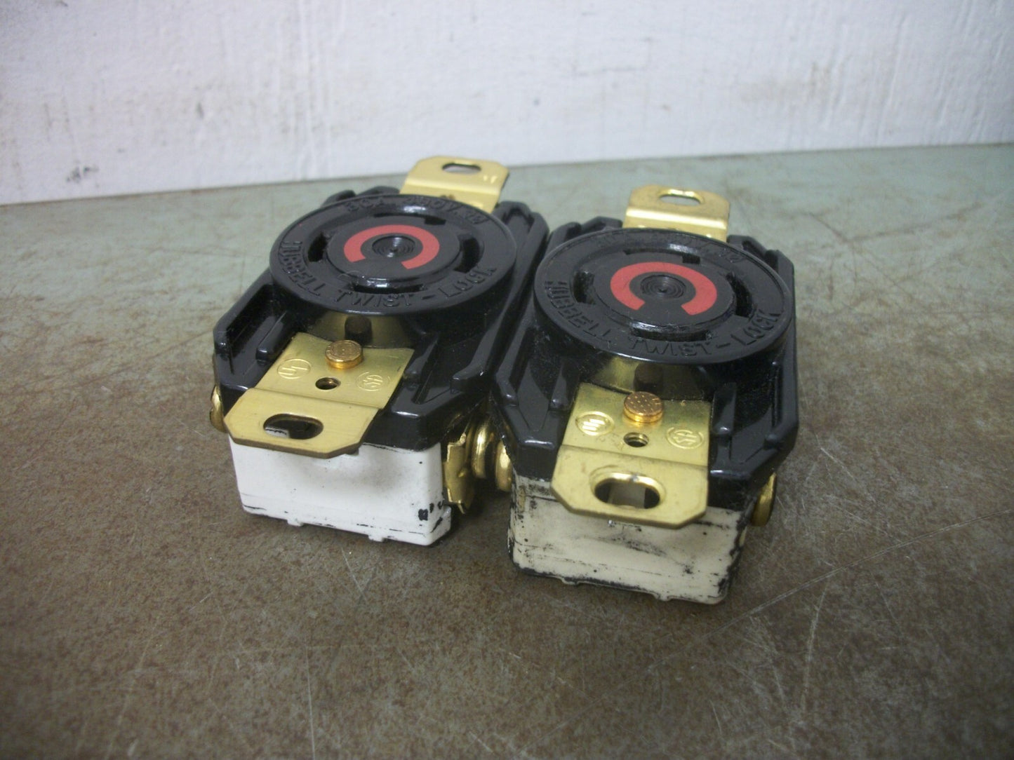 HUBBELL LOT OF 2 TWIST-LOCK RECEPTACLES HBL2730 30AMP 480VOLT 3PH 3P 4W