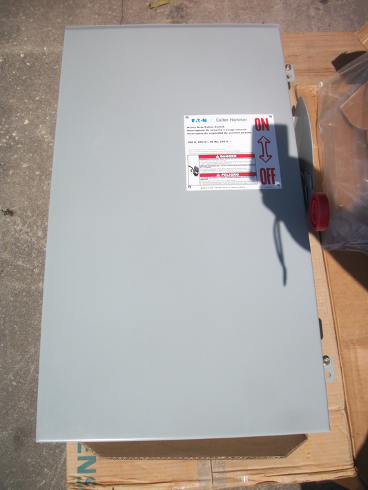 CUTLER-HAMMER DISCONNECT TYPE 3R DH364FRK 200AMP 600VOLT 3POLE FUSIBLE NIB