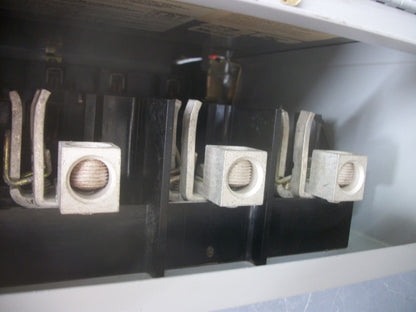 GE SPECTRA FUSIBLE PANELBOARD BRANCH SWITCH ADS36200HS 200AMP 600VOLT 3POLE NOB