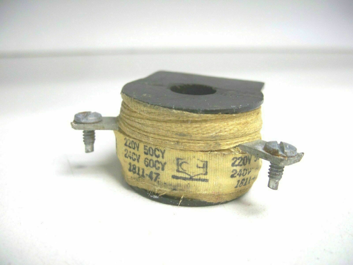 CUTLER-HAMMER STARTER COIL 9-1811-47 240VCOIL